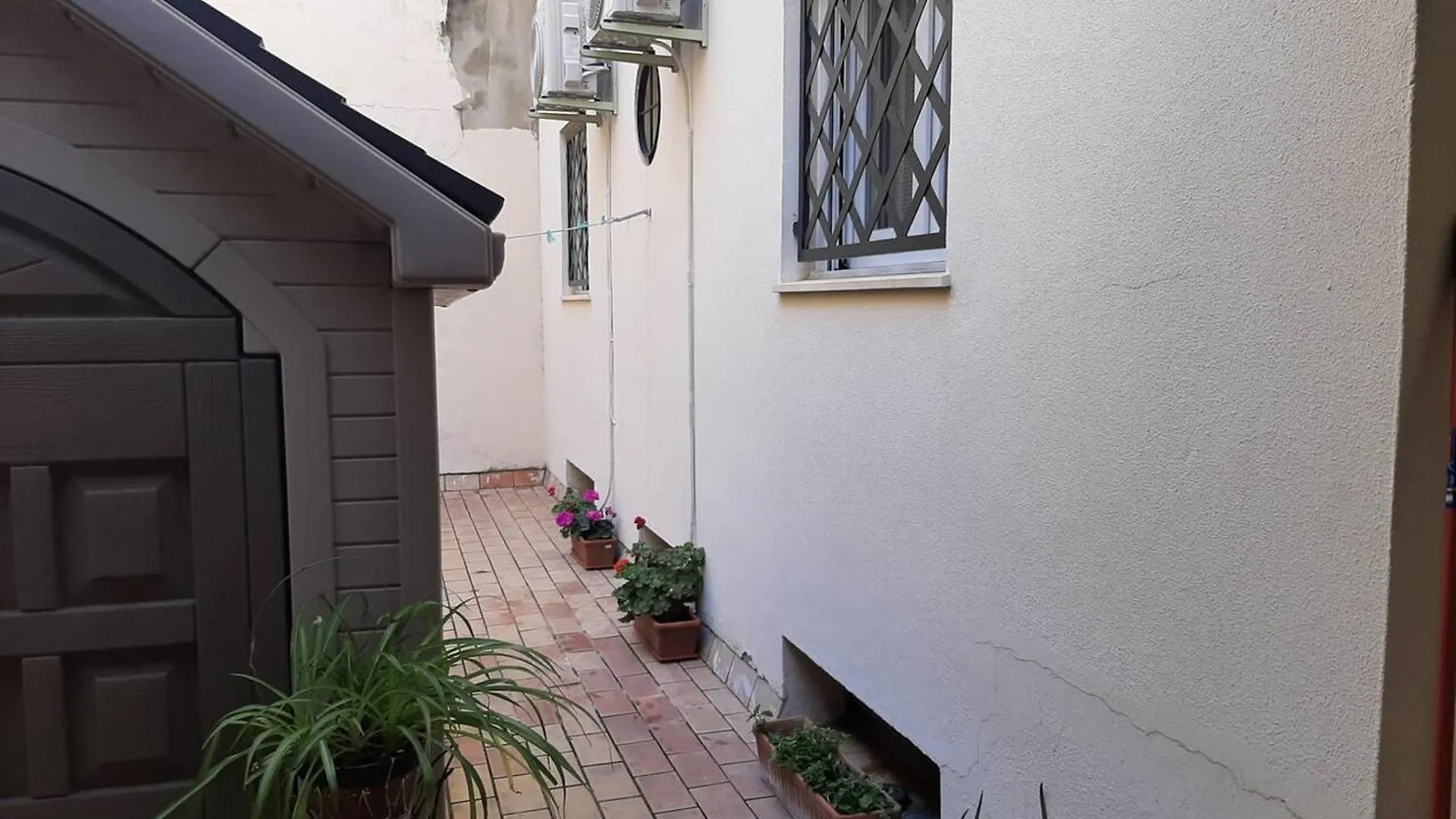 Charming Apartment In Cadiz Near The Beach 63 M² + Terrace