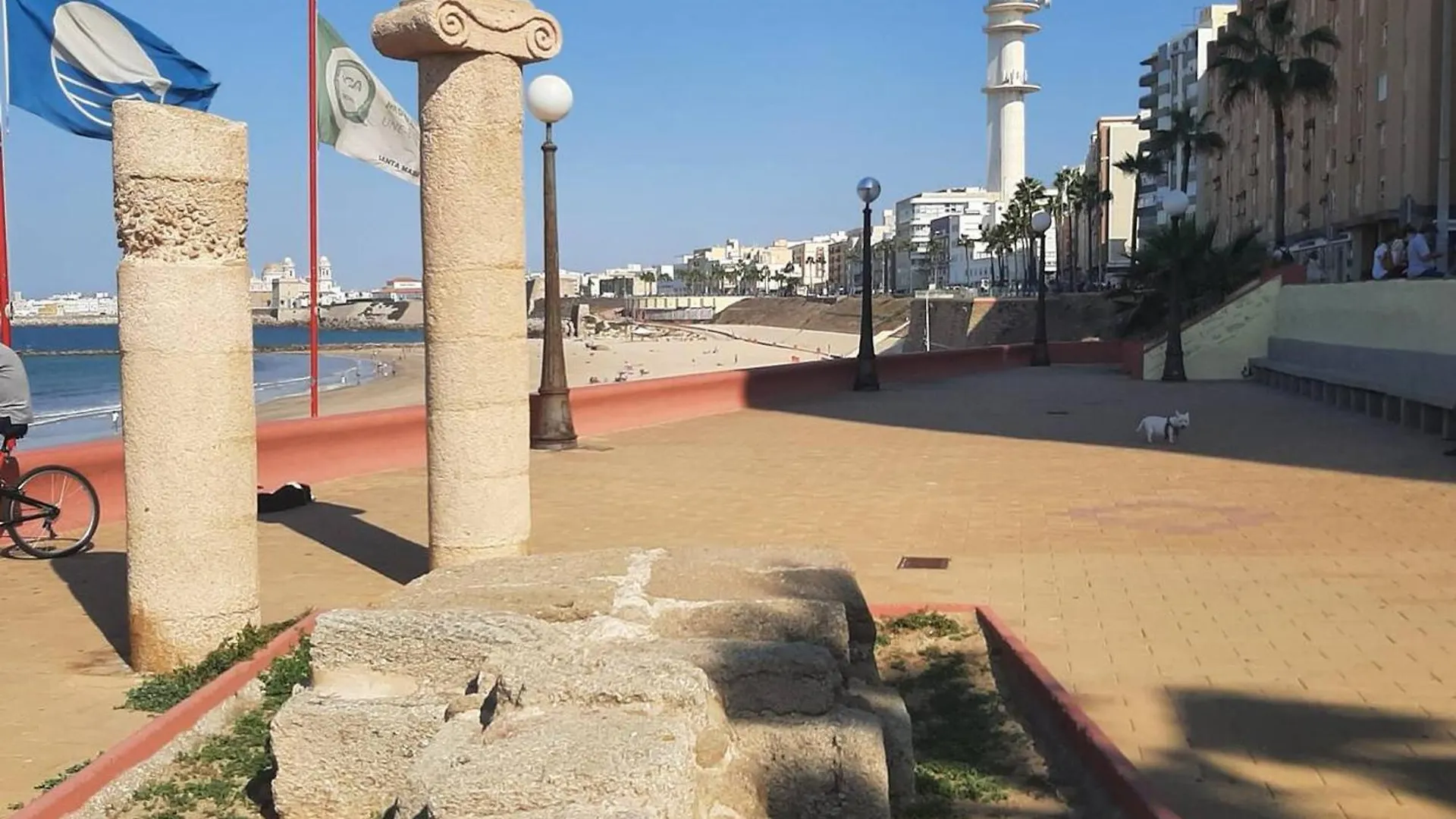Charming Apartment In Cadiz Near The Beach 63 M² + Terrace Spain