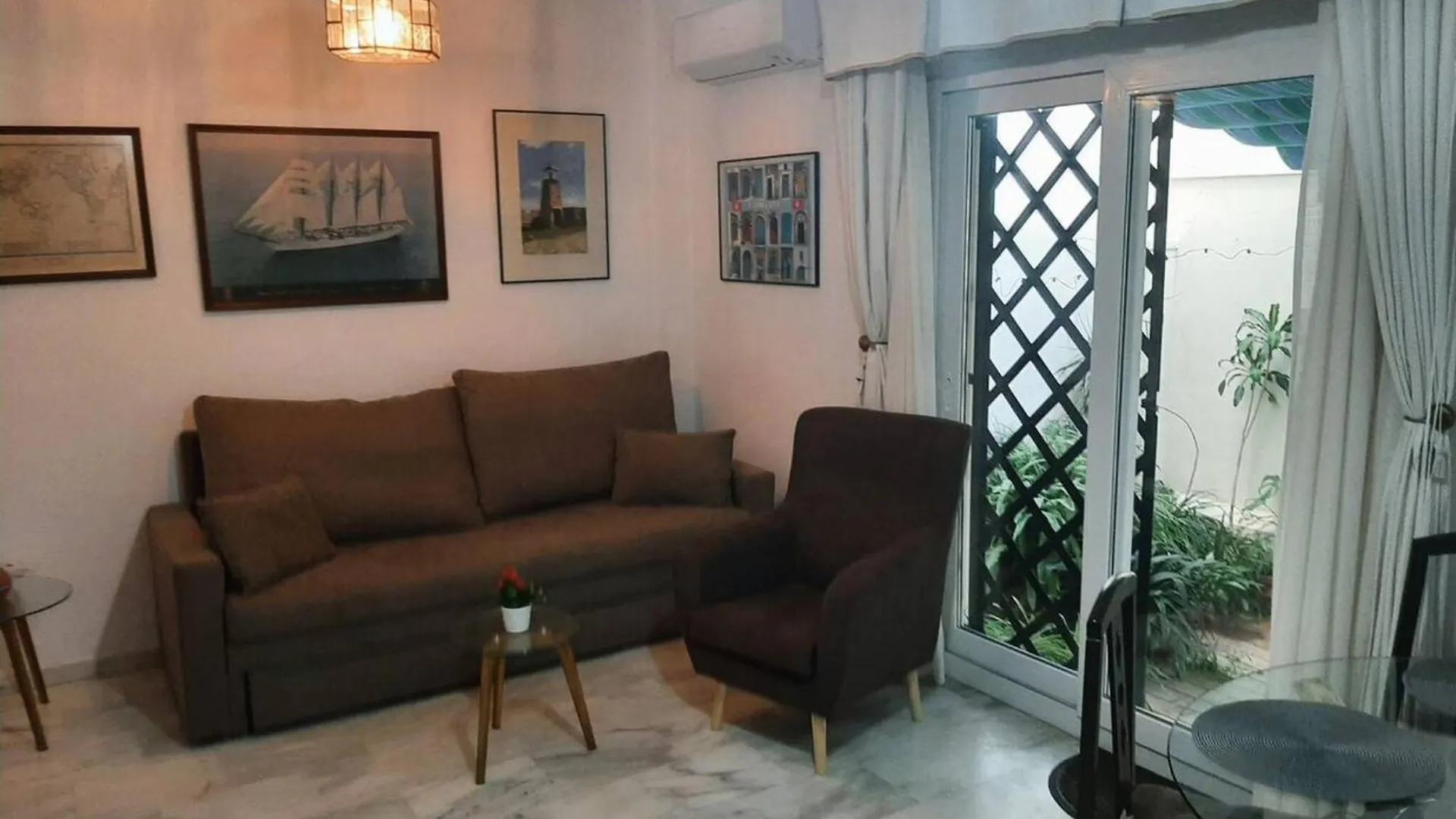 Charming Apartment In Cadiz Near The Beach 63 M² + Terrace