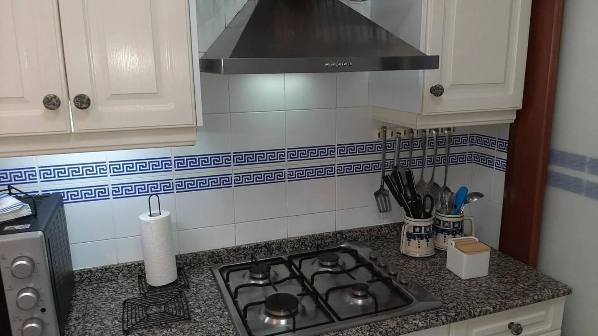 Charming Apartment In Cadiz Near The Beach 63 M² + Terrace Spain